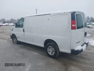 2003 Chevrolet Express Cargo with VIN 1GCGG25U931185214, listed as a IAAI auction lot 41523289 with 156,711 mi miles and . Bid and sale history available at DreamBid. Image 3.