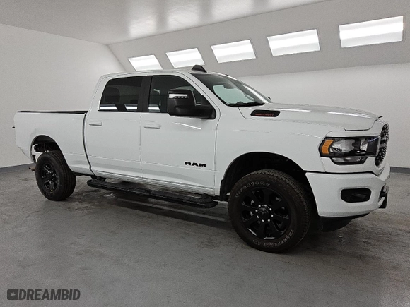 2024 Ram 2500 Big Horn with VIN 3C6UR5DJXRG395201, listed as a Copart auction lot 53199435 with 5,220 mi miles and Clean Title. Bid and sale history available at carsss.com. Image 4.