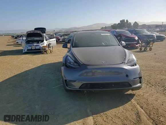 2022 Tesla Model Y Performance с VIN 7SAYGDEF1NF347903, выставлен на аукционе Copart как лот 57646175 с пробегом 48 286 миль миль и Списание • Salvage title. История ставок и продаж доступна на DreamBid. Изображение 13.