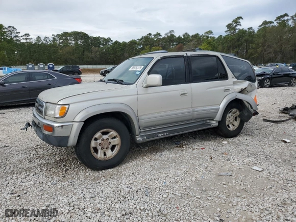 1998 Toyota 4Runner with VIN JT3GN87R8W0070846, listed as a Copart auction lot 88976375 with 290,182 mi miles and Non Repairable. Bid and sale history available at carsss.com. Image 1.