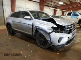 2021 Volkswagen Atlas SE with VIN 1V2KC2CA2MC235776, listed as a Copart auction lot 64352824 with 31,753 mi miles and Salvage title. Bid and sale history available at DreamBid. Image 4.