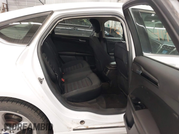 2013 Ford Fusion SE with VIN 3FA6P0H72DR377612, listed as a IAAI auction lot 41963999 with 170,611 mi miles. Bid and sale history available at carsss.com. Image 8.