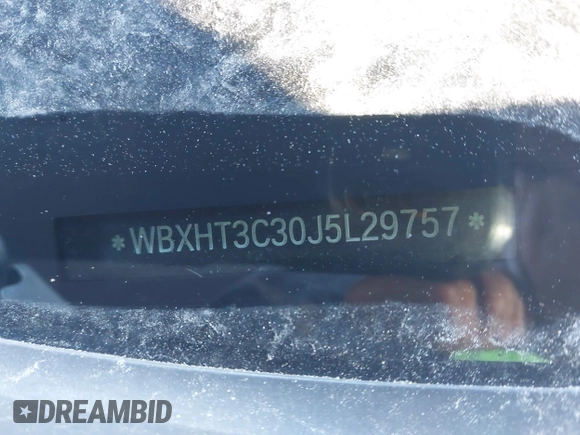 2018 BMW X1 xDrive28i with VIN WBXHT3C30J5L29757, listed as a IAAI auction lot 41879504 with 60,490 mi miles. Bid and sale history available at carsss.com. Image 17.