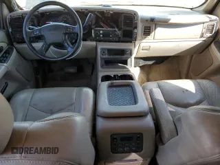 2003 GMC Yukon XL SLT with VIN 3GKGK26G23G148681, listed as a Copart auction lot 74308294 with 272,028 mi miles and Salvage Title. Bid and sale history available at carsss.com. Image 8.