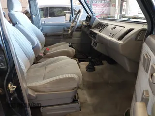 1991 Isuzu Trooper z VIN JACCH58R8M7902476, wystawiony jako IAAI lot #41893980 z przebiegiem 169 269 mil mil oraz . Historia ofert i sprzedaży dostępna na DreamBid. Obrazek 5.