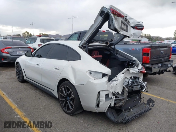 2023 BMW i4 eDrive40 z VIN WBY73AW05PFR28279, wystawiony jako IAAI lot #41262952 z przebiegiem 40 011 mil mil oraz . Historia ofert i sprzedaży dostępna na DreamBid. Obrazek 21.