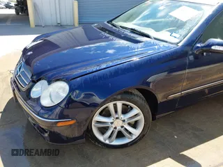 2009 Mercedes-Benz CLK 350 with VIN WDBTK56F69T109623, listed as a IAAI auction lot 42692297 with 111,140 mi miles and . Bid and sale history available at DreamBid. Image 6.