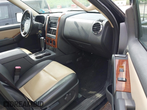 2010 Ford Explorer Eddie Bauer с VIN 1FMEU7EE9AUB15791, выставлен на аукционе IAAI как лот 42727480 с пробегом 132 255 миль миль и . История ставок и продаж доступна на DreamBid. Изображение 5.