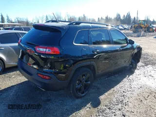 2018 Jeep Cherokee Latitude with VIN 1C4PJLCX9JD612018, listed as a IAAI auction lot 41526139 with 68,748 mi miles and . Bid and sale history available at DreamBid. Image 4.