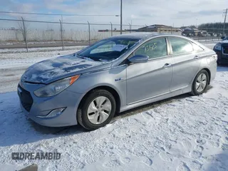 2014 Hyundai Sonata Limited with VIN KMHEC4A4XEA112985, listed as a IAAI auction lot 41215625 with 42,216 mi miles and . Bid and sale history available at DreamBid. Image 2.