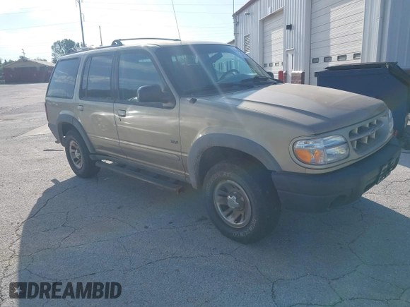 2001 Ford Explorer with VIN 1FMDU72E91ZA10543, listed as a IAAI auction lot 42316149 with 253,862 mi miles and . Bid and sale history available at DreamBid. Image 1.