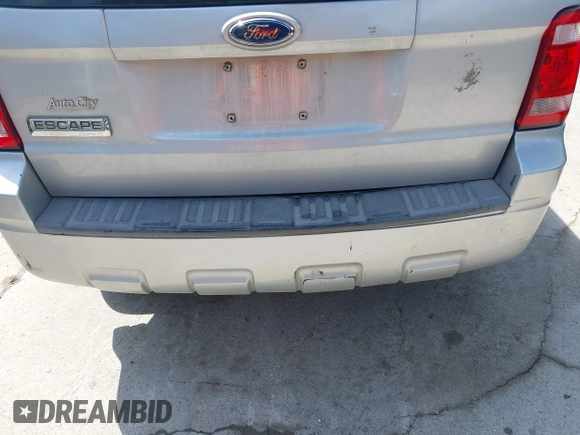 2008 Ford Escape XLS with VIN 1FMCU02Z48KA97177, listed as a IAAI auction lot 42750800 with 169,663 mi miles and . Bid and sale history available at DreamBid. Image 12.