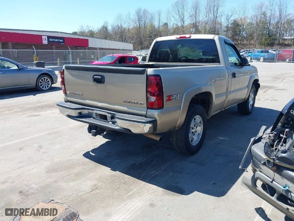 2004 Chevrolet Silverado 1500 Z71 with VIN 1GCEK14T34Z182434, listed as a IAAI auction lot 41903632 with 178,523 mi miles. Bid and sale history available at carsss.com. Image 4.