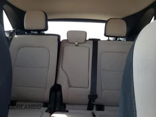 2020 Ford Escape SE z VIN 1FMCU0G65LUB59746, wystawiony jako Copart lot #71651254 z przebiegiem 1 782 mil mil oraz Szkoda całkowita • Salvage title. Historia ofert i sprzedaży dostępna na DreamBid. Obrazek 10.