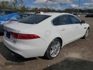 2016 Jaguar XF 35t Prestige with VIN SAJBK4BV3GCY19128, listed as a Copart auction lot 74187394 with 70,510 mi miles and Salvage Title. Bid and sale history available at carsss.com. Image 3.