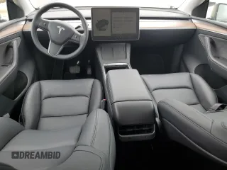 2024 Tesla Model Y с VIN 7SAYGDED1RF177417, выставлен на аукционе Copart как лот 54241755 с пробегом 7 716 миль миль и Списание • Salvage title. История ставок и продаж доступна на DreamBid. Изображение 8.