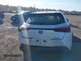 2019 Lexus UX 250h with VIN JTHU9JBH8K2004190, listed as a IAAI auction lot 40701904 with 76,805 mi miles and . Bid and sale history available at DreamBid. Image 17.
