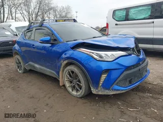 2020 Toyota C-HR LE with VIN JTNKHMBX6L1074648, listed as a IAAI auction lot 41528945 with 108,333 mi miles. Bid and sale history available at carsss.com. Image 1.
