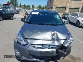 2012 Hyundai Accent SE z VIN KMHCU5AE5CU022142, wystawiony jako IAAI lot #42203812 z przebiegiem 89 196 mil mil oraz . Historia ofert i sprzedaży dostępna na DreamBid. Obrazek 6.