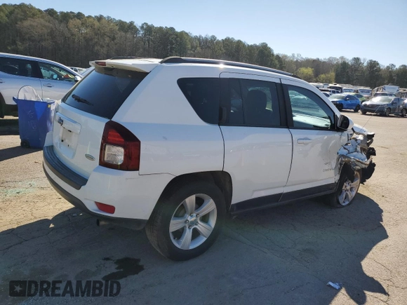 2015 Jeep Compass Latitude with VIN 1C4NJCEB2FD401761, listed as a Copart auction lot 49215505 with 154,896 mi miles and Salvage Title. Bid and sale history available at carsss.com. Image 3.