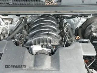 2017 Cadillac Escalade ESV Premium Luxury с VIN 1GYS4JKJ4HR236421, выставлен на аукционе IAAI как лот 43435197 с пробегом 56 219 миль миль и . История ставок и продаж доступна на DreamBid. Изображение 18.