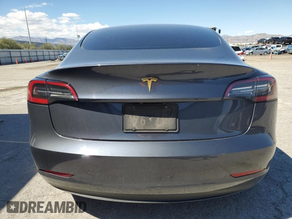 2023 Tesla Model 3 z VIN 5YJ3E1EAXPF409835, wystawiony jako Copart lot #56205335 z przebiegiem Nie podano mil oraz Szkoda całkowita • Salvage title. Historia ofert i sprzedaży dostępna na DreamBid. Obrazek 6.
