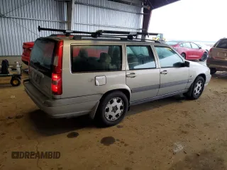 2000 Volvo V70 with VIN YV1LZ56D2Y2671884, listed as a Copart auction lot 85076674 with 180,420 mi miles and Clean Title. Bid and sale history available at carsss.com. Image 3.