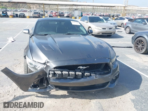 2016 Ford Mustang GT z VIN 1FA6P8CF1G5268563, wystawiony jako IAAI lot #42347765 z przebiegiem 89 217 mil mil oraz . Historia ofert i sprzedaży dostępna na DreamBid. Obrazek 6.