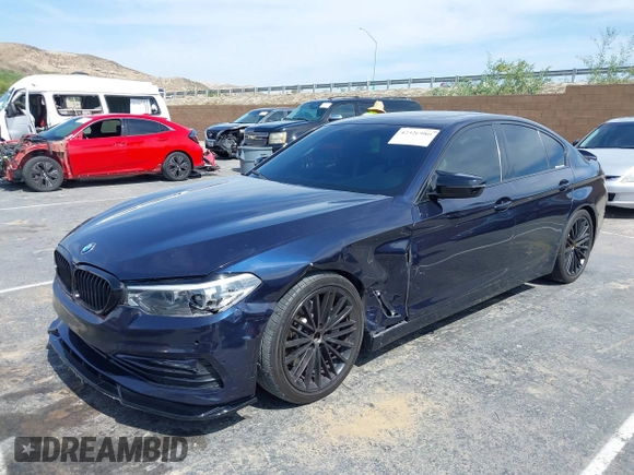 2018 BMW 5 Series 540i с VIN WBAJE5C55JG918407, выставлен на аукционе IAAI как лот 42326980 с пробегом 89 318 миль миль и . История ставок и продаж доступна на DreamBid. Изображение 17.