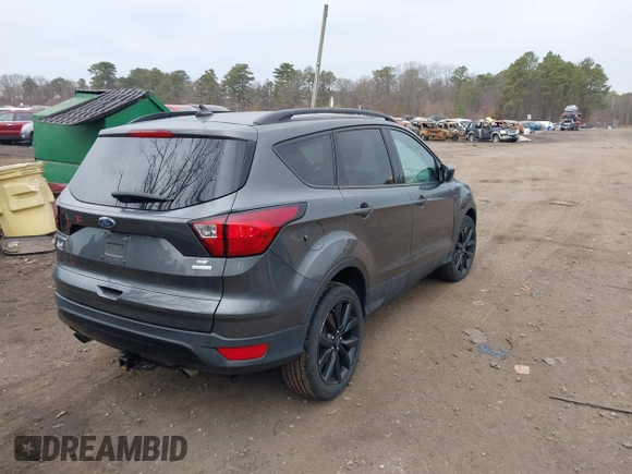 2019 Ford Escape SE with VIN 1FMCU0GDXKUB29364, listed as a IAAI auction lot 41673950 with 65,722 mi miles. Bid and sale history available at carsss.com. Image 4.