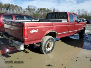 1997 Ford F-250 with VIN 1FTHX26H5VEB38568, listed as a Copart auction lot 44604535 with 302,998 mi miles and Clean Title. Bid and sale history available at carsss.com. Image 3.