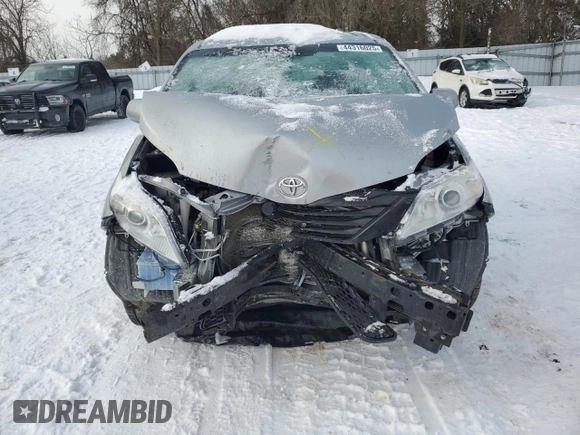 2016 Toyota Sienna L with VIN 5TDZK3DC5GS694814, listed as a Copart auction lot 44316025 with 149,886 mi miles and Salvage title. Bid and sale history available at DreamBid. Image 5.