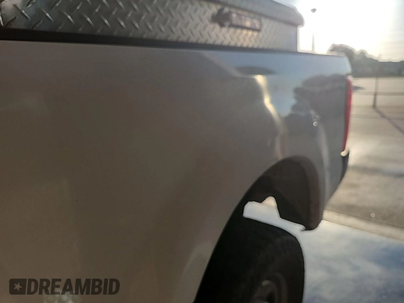 2018 Ford F-250 XL z VIN 1FT7X2B64JEB43318, wystawiony jako IAAI lot #42879295 z przebiegiem 215 145 mil mil oraz . Historia ofert i sprzedaży dostępna na DreamBid. Obrazek 9.