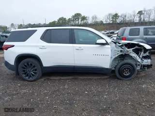 2022 Chevrolet Traverse RS with VIN 1GNEVJKW6NJ111191, listed as a IAAI auction lot 41990233 with 58,532 mi miles. Bid and sale history available at carsss.com. Image 13.
