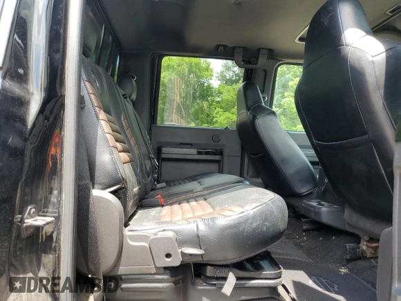 2008 Ford F-250 XL with VIN 1FTSW21R88ED30385, listed as a Copart auction lot 60608995 with 134,048 mi miles and Salvage title. Bid and sale history available at DreamBid. Image 10.