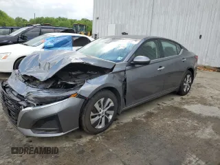 2023 Nissan Altima S z VIN 1N4BL4BV0PN304786, wystawiony jako Copart lot #56047525 z przebiegiem 43 687 mil mil oraz Szkoda całkowita • Salvage title. Historia ofert i sprzedaży dostępna na DreamBid. Obrazek 1.