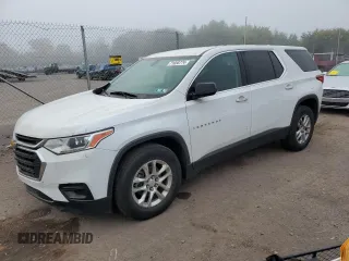 2018 Chevrolet Traverse LS with VIN 1GNEVFKW5JJ145405, listed as a Copart auction lot 71058774 with 129,885 mi miles and Salvage Title. Bid and sale history available at carsss.com. Image 1.