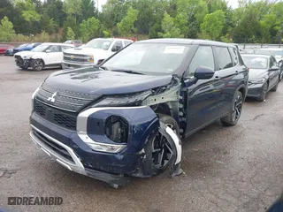 2024 Mitsubishi Outlander SE with VIN JA4J4VA84RZ044404, listed as a IAAI auction lot 42096457 with 18,084 mi miles. Bid and sale history available at carsss.com. Image 2.