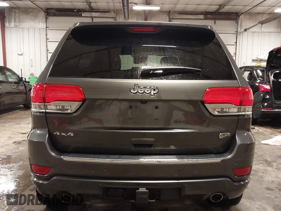2017 Jeep Grand Cherokee Overland z VIN 1C4RJFCG6HC641812, wystawiony jako IAAI lot #42053404 z przebiegiem 129 184 mil mil oraz . Historia ofert i sprzedaży dostępna na DreamBid. Obrazek 16.