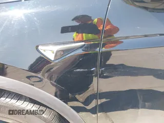 2017 Tesla Model X 90D z VIN 5YJXCBE23HF027198, wystawiony jako IAAI lot #42439451 z przebiegiem 111 122 mil mil oraz . Historia ofert i sprzedaży dostępna na DreamBid. Obrazek 20.