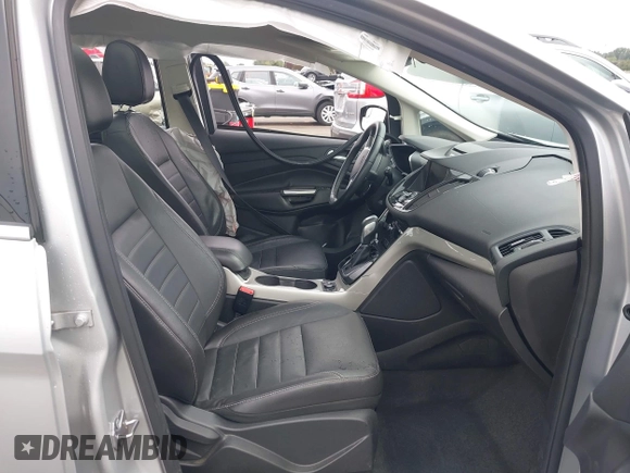 2014 Ford C-Max SEL z VIN 1FADP5BU7EL511677, wystawiony jako IAAI lot #40554962 z przebiegiem 63 031 mil mil oraz . Historia ofert i sprzedaży dostępna na DreamBid. Obrazek 5.