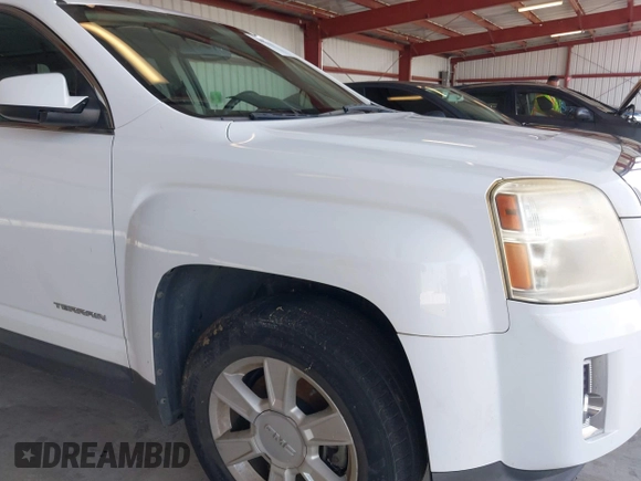 2010 GMC Terrain SLE-1 with VIN 2CTALBEW1A6327055, listed as a IAAI auction lot 39917704 with 152,645 mi miles. Bid and sale history available at carsss.com. Image 6.