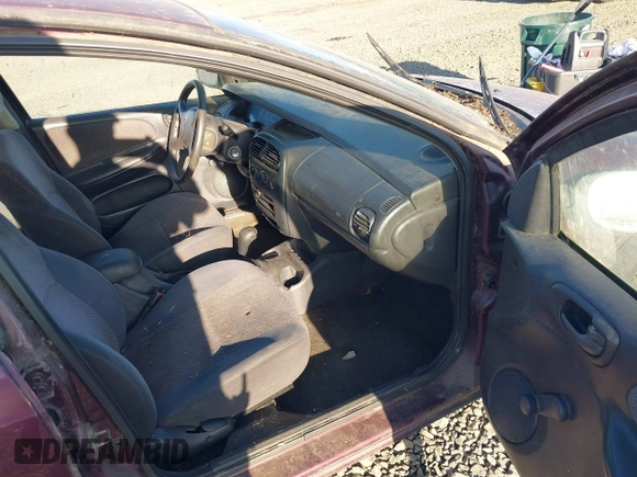 2000 Plymouth Neon Highline z VIN 1P3ES46CXYD633537, wystawiony jako IAAI lot #41736376 z przebiegiem 262 704 mil mil oraz . Historia ofert i sprzedaży dostępna na DreamBid. Obrazek 5.