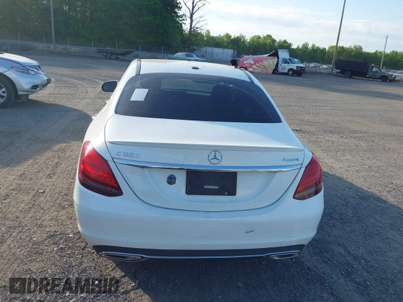 2019 Mercedes-Benz C 300 with VIN 55SWF8EB9KU296768, listed as a IAAI auction lot 42137749 with Not Provided miles and . Bid and sale history available at carsss.com. Image 15.