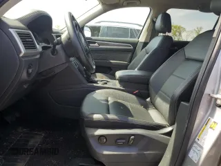 2021 Volkswagen Atlas SE z VIN 1V2HR2CA6MC542411, wystawiony jako Copart lot #48474425 z przebiegiem 96 094 mil mil oraz Tytuł czysty. Historia ofert i sprzedaży dostępna na DreamBid. Obrazek 7.