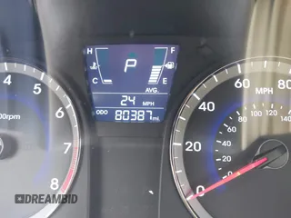 2014 Hyundai Accent GLS z VIN KMHCT4AE4EU758926, wystawiony jako IAAI lot #42451816 z przebiegiem 80 387 mil mil oraz . Historia ofert i sprzedaży dostępna na DreamBid. Obrazek 7.