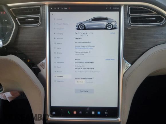 2016 Tesla Model S 90D with VIN 5YJSA1E26GF147974, listed as a Copart auction lot 82815404 with 126,609 mi miles and Salvage Title. Bid and sale history available at DreamBid. Image 9.