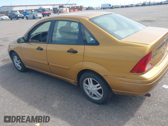 2001 Ford Focus SE with VIN 1FAFP34P81W369028, listed as a IAAI auction lot 40325039 with 147,277 mi miles and . Bid and sale history available at carsss.com. Image 3.