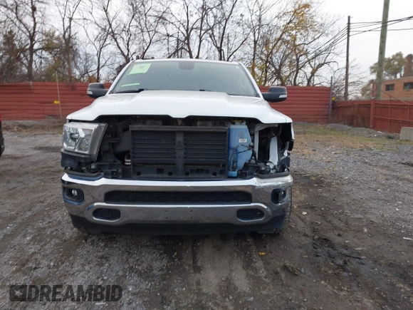 2020 Ram 1500 Big Horn z VIN 1C6RRFFG5LN284440, wystawiony jako IAAI lot #40975635 z przebiegiem 105 400 mil mil oraz . Historia ofert i sprzedaży dostępna na DreamBid. Obrazek 13.