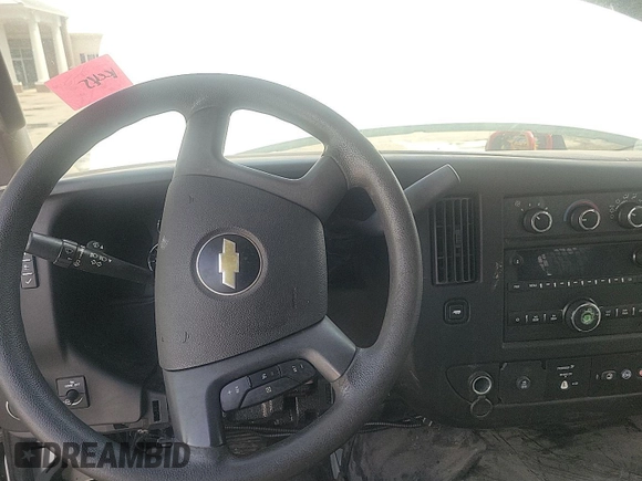 2017 Chevrolet Express Cargo с VIN 1GCWGAFF4H1345724, выставлен на аукционе IAAI как лот 42847825 с пробегом 176 392 миль миль и . История ставок и продаж доступна на DreamBid. Изображение 27.